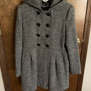 Adorable tweed coat.